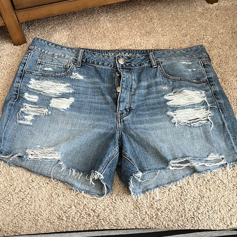 American eagle Tom girl shorts